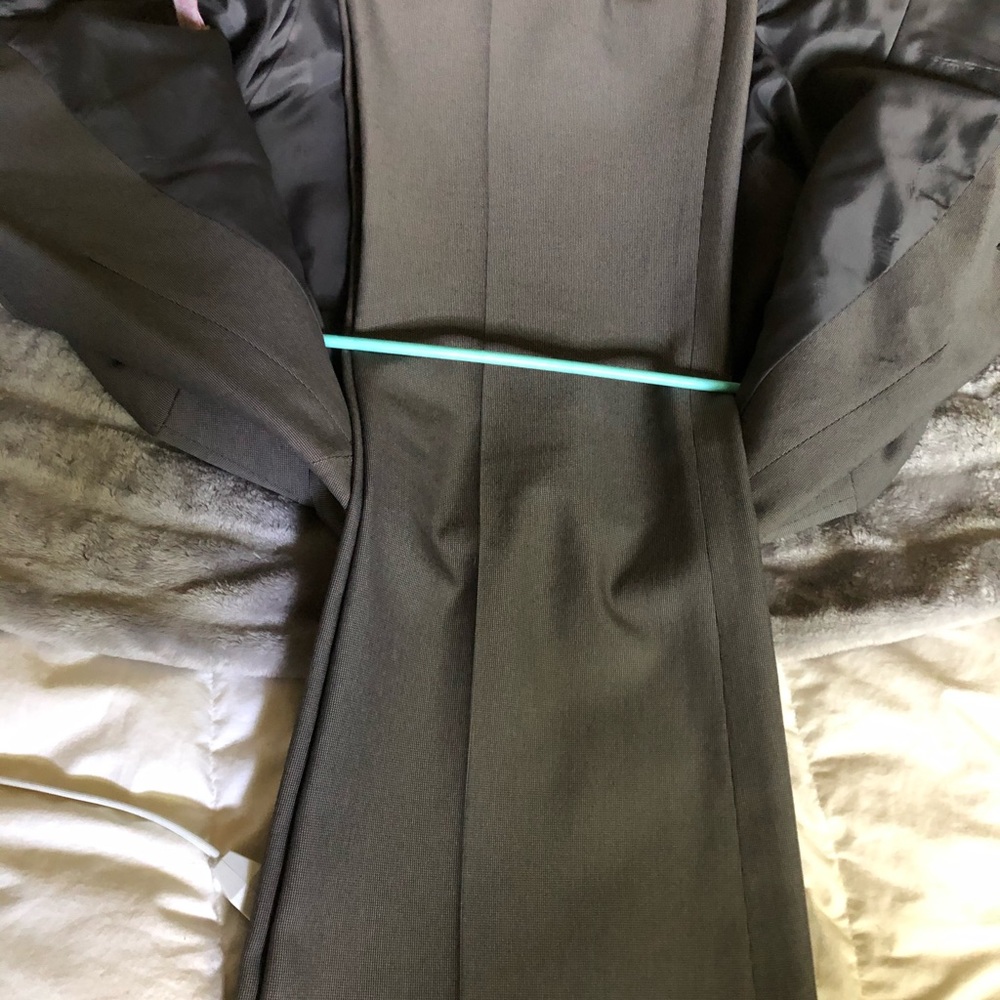 Full suit! - Picture 4 of 4